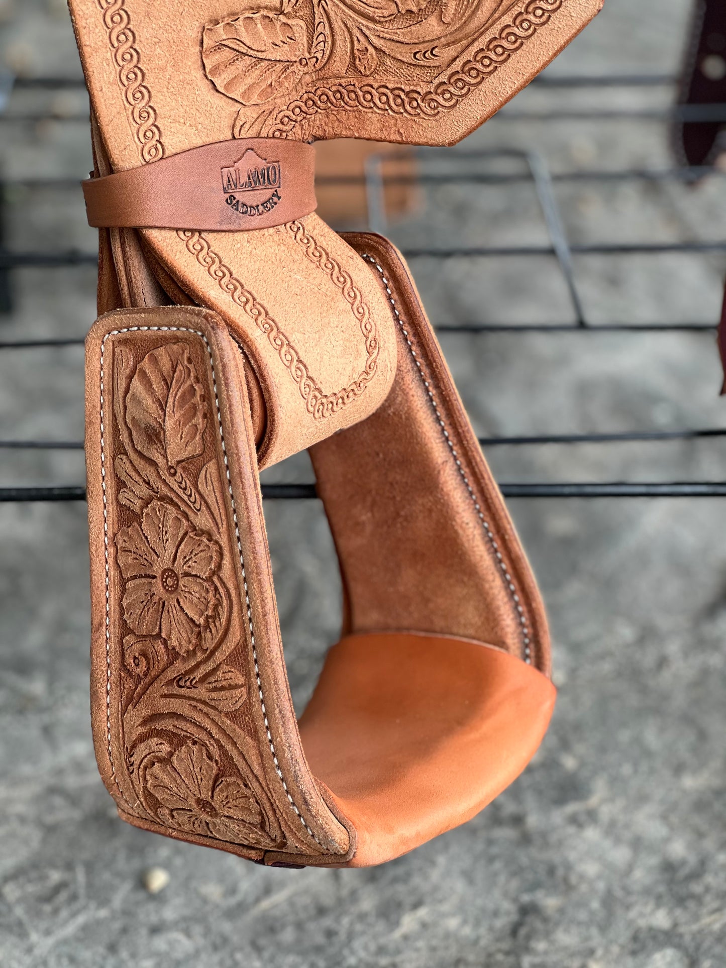 16" & 17" Ranchy ROPER Saddle