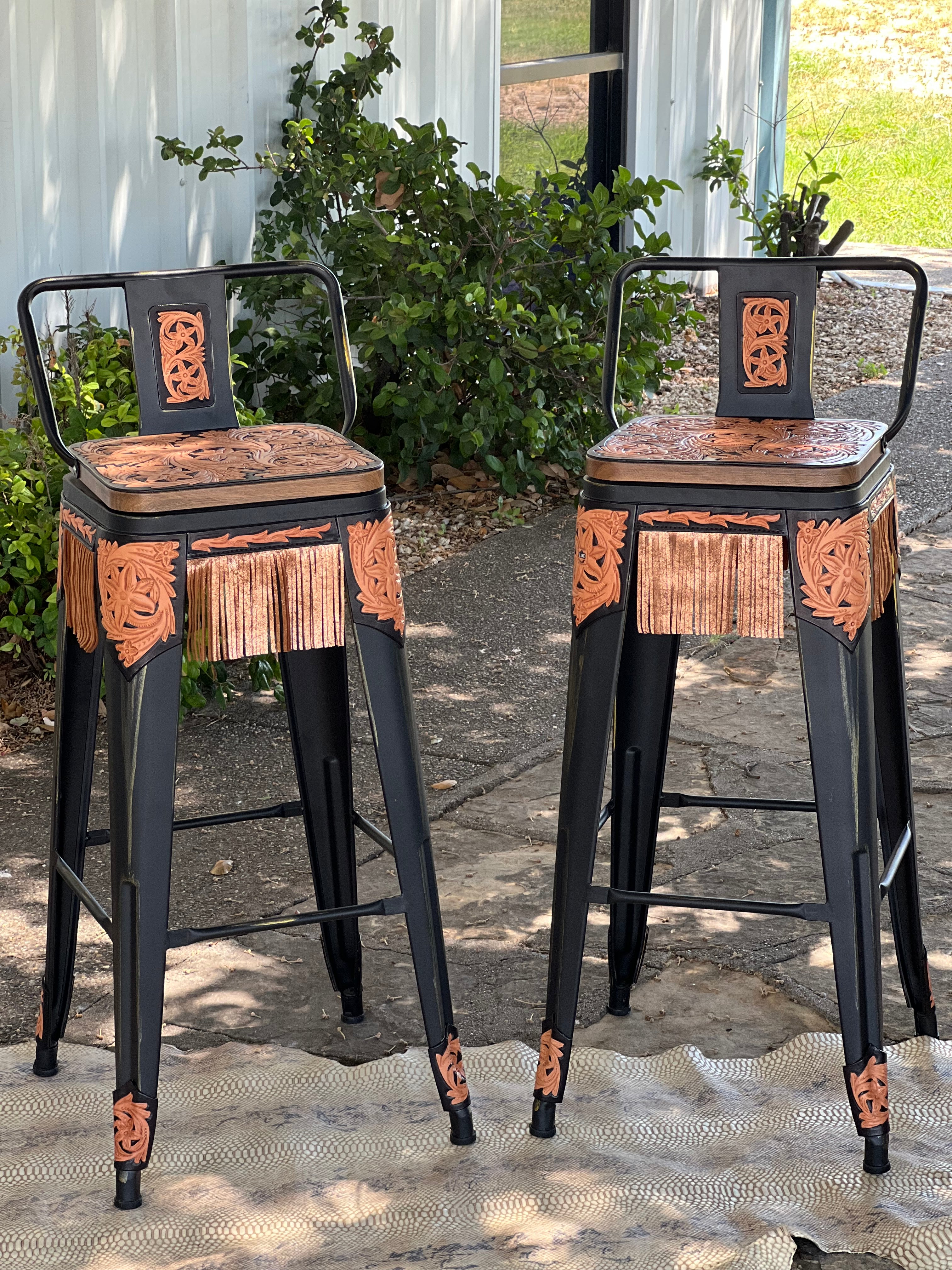 THE GOLDEN COWBOY Bar Stools w Short Back