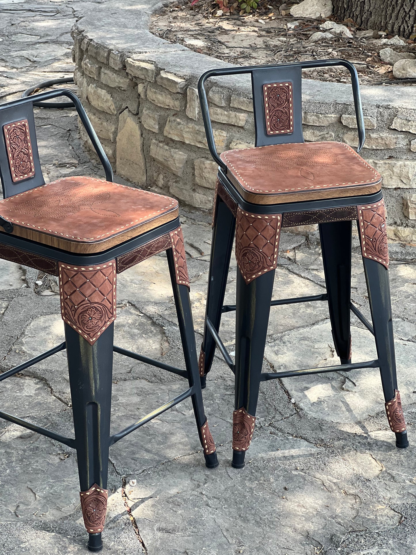 (PRE-ORDER) The Cowboy Stitch Bar Stools w/ short back