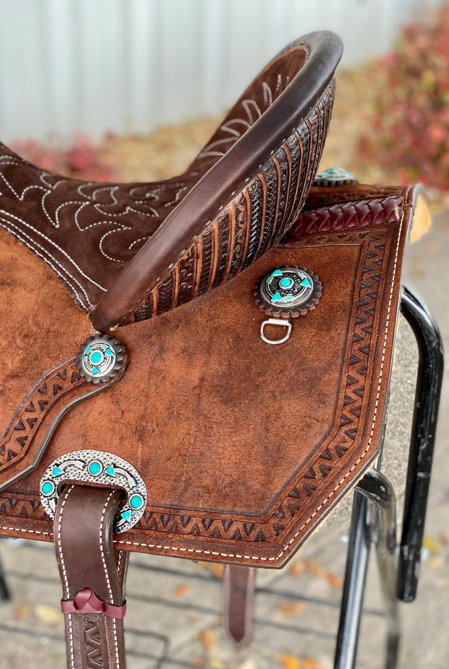 Geo-Aztec Barrel Saddle